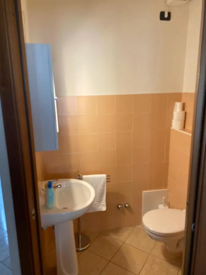 Casa Cuore - Love Pets - Fronte Ospedale Sacro Cuore Negrar 0*,